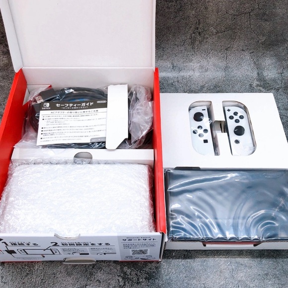 Nintendo Switch Console Organic EL Model (OLED) White Joy-Con (NEW) - Picture 3 of 10